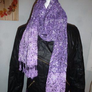 Cute  100% Cotton Lilac Flowery Scarf Long 70"x 21"